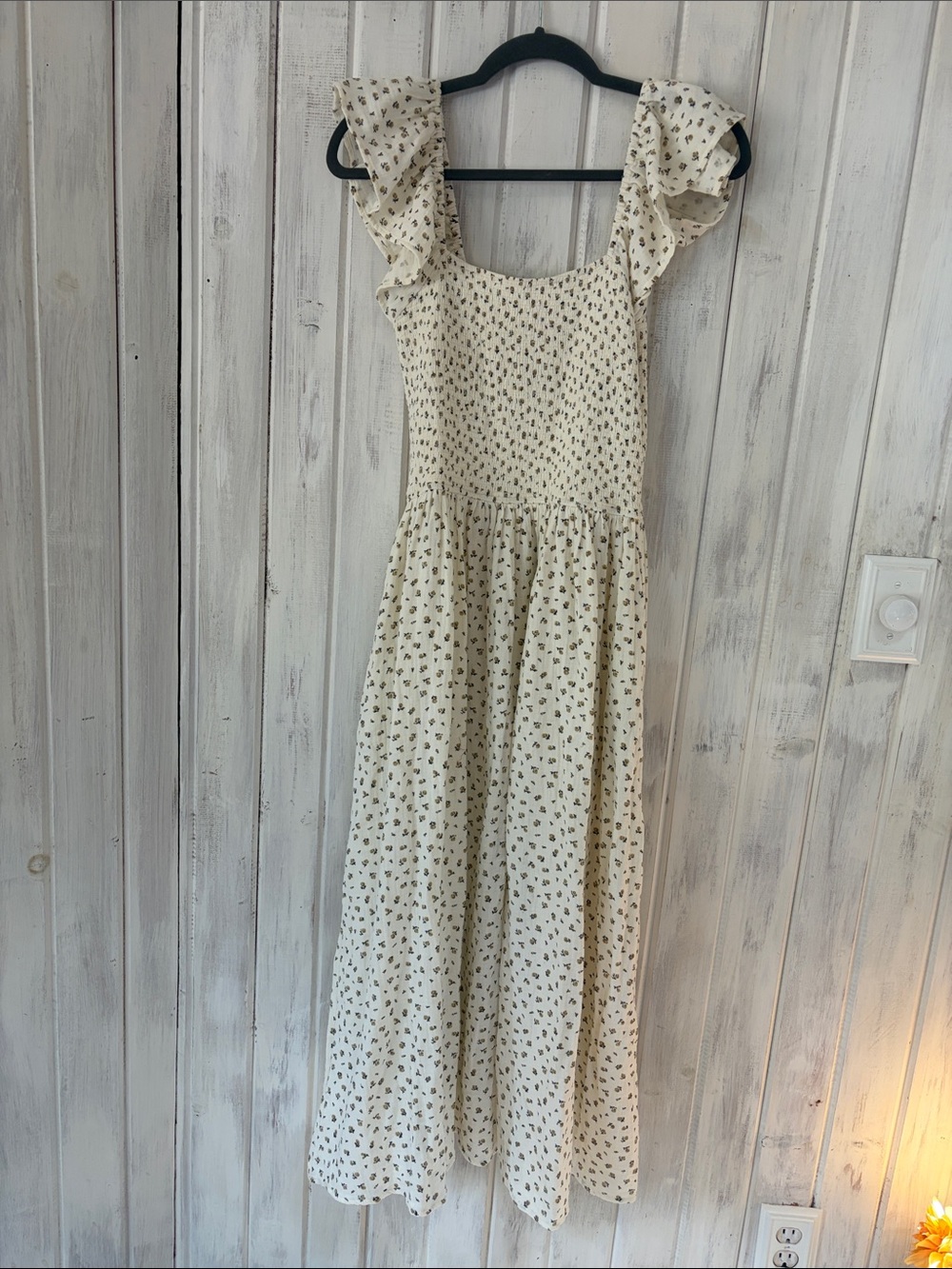 Neuflora Big Sur Dress in Beige Floral